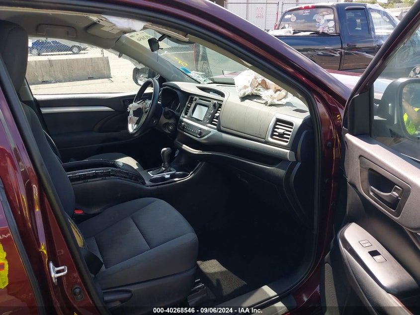 VIN 5TDBZRFH4KS741591 2019 TOYOTA HIGHLANDER LE