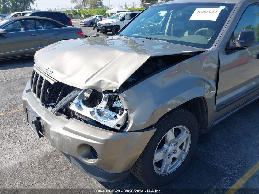 2005 Jeep Grand Cherokee Laredo VIN: 1J4GR48K35C723794 Lot: 40268629