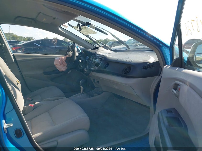 2011 HONDA INSIGHT VIN: JHMZE2H39BS001365