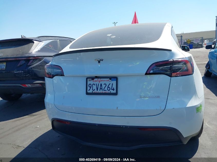 2022 Tesla Model Y Performance Dual Motor All-Wheel Drive VIN: 7SAYGDEF4NF539865 Lot: 40269419