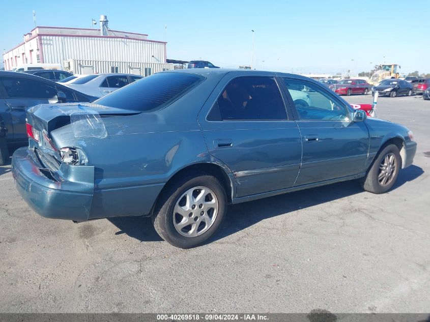 2000 Toyota Camry Le VIN: JT2BG22K2Y0501488 Lot: 40269518