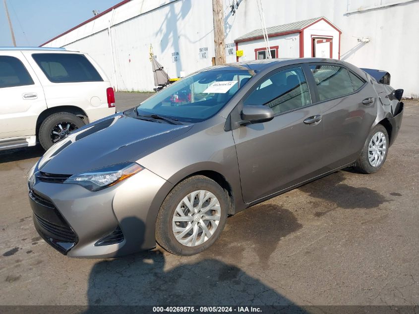 5YFBURHE2HP642349 2017 TOYOTA COROLLA - Image 2