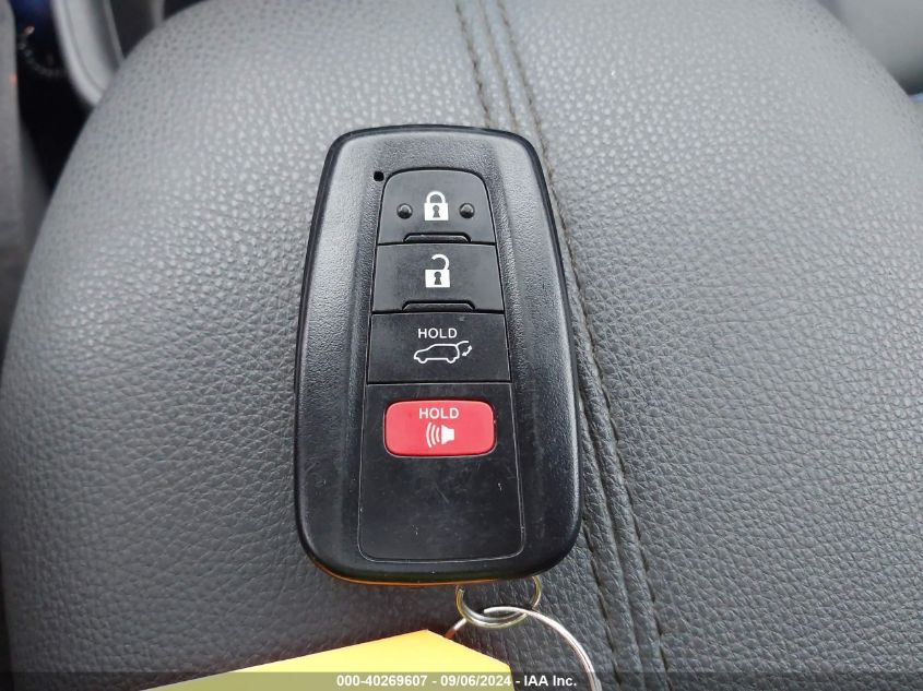 VIN 2T3E6RFV5NW031887 2022 TOYOTA RAV4 HYBRID XSE
