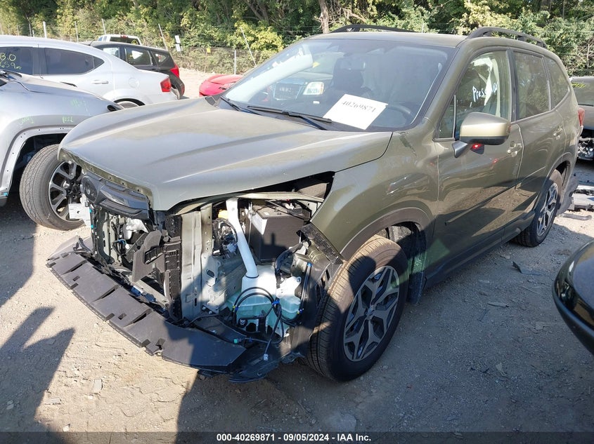 VIN JF2SKADC9RH449318 2024 SUBARU FORESTER PREMIUM