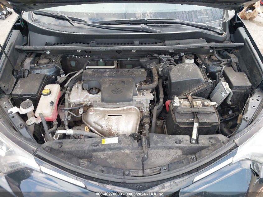 2018 TOYOTA RAV4 ADVENTURE/XLE - 2T3RFREV2JW716040