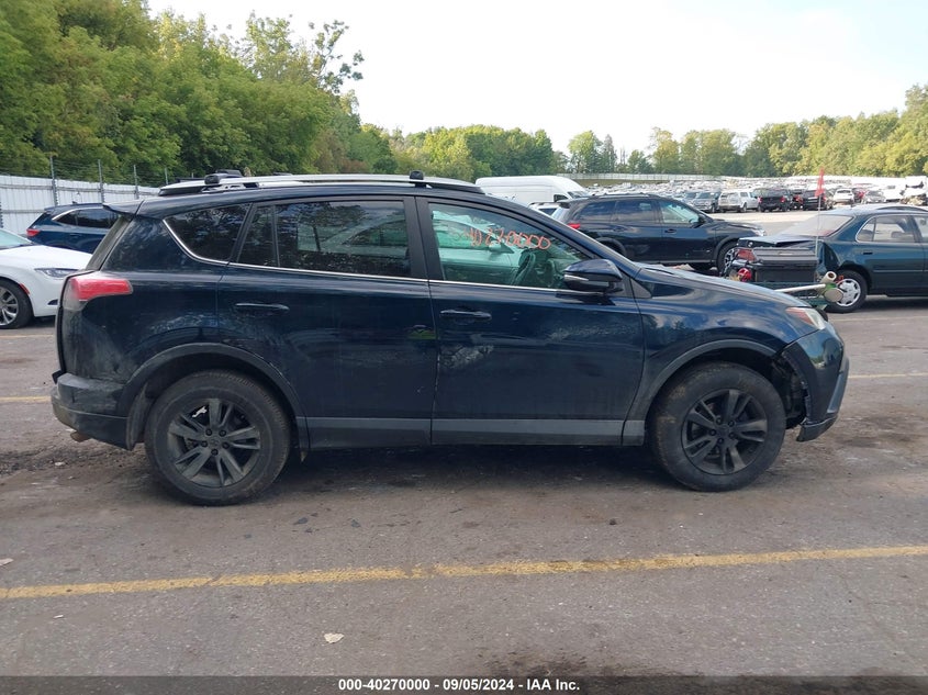 2018 TOYOTA RAV4 ADVENTURE/XLE - 2T3RFREV2JW716040