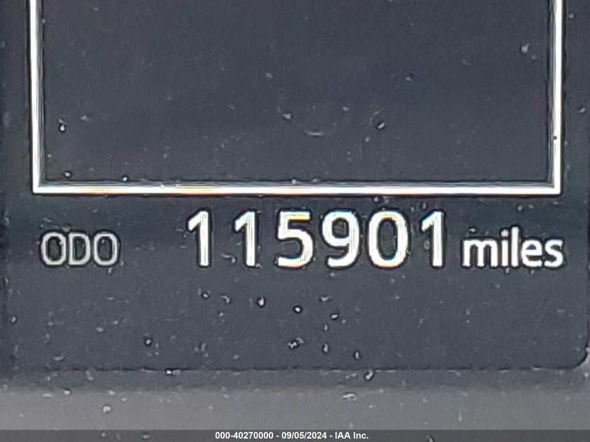 2018 TOYOTA RAV4 ADVENTURE/XLE - 2T3RFREV2JW716040