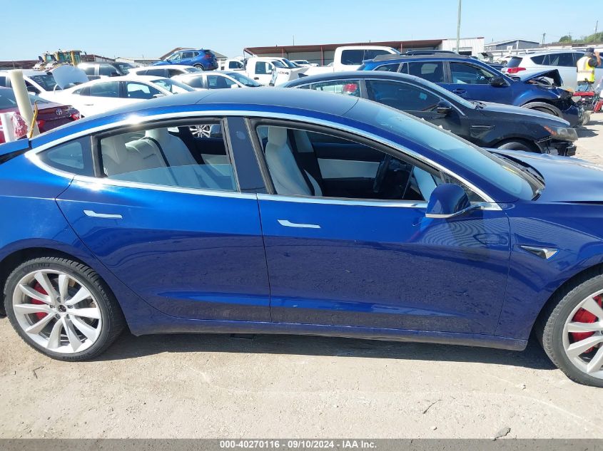 2018 Tesla Model 3 Long Range/Mid Range VIN: 5YJ3E1EAXJF178233 Lot: 40270116