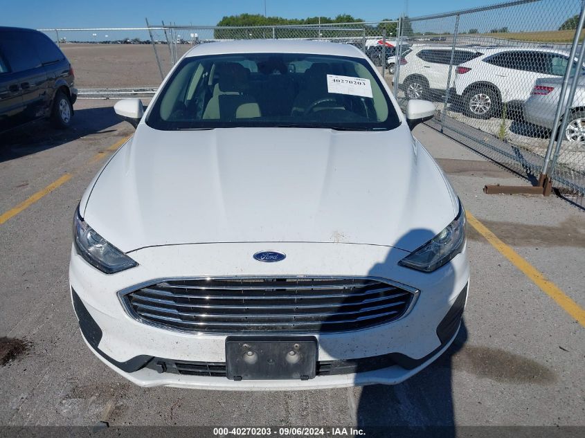 2019 Ford Fusion S VIN: 3FA6P0G78KR151721 Lot: 40270203