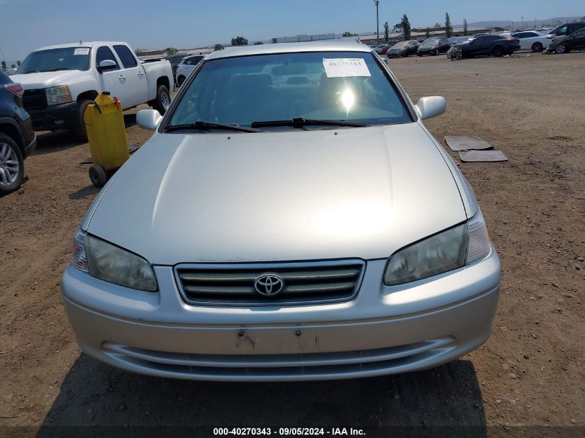 2000 Toyota Camry Ce/Le/Xle VIN: JT2BG22K3Y0499301 Lot: 40270343