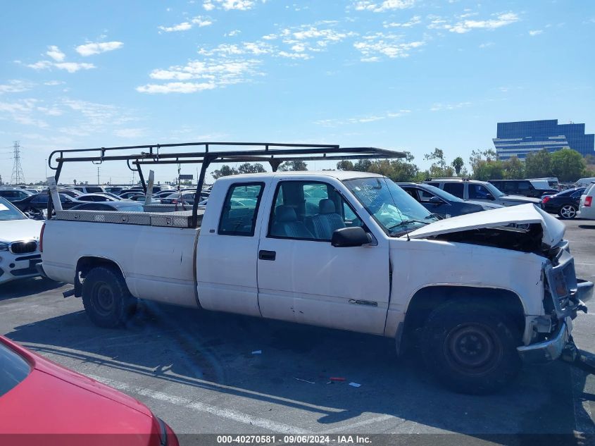 1997 Chevrolet C1500 Fleetside VIN: 1GCEC19M0VE257713 Lot: 40270581