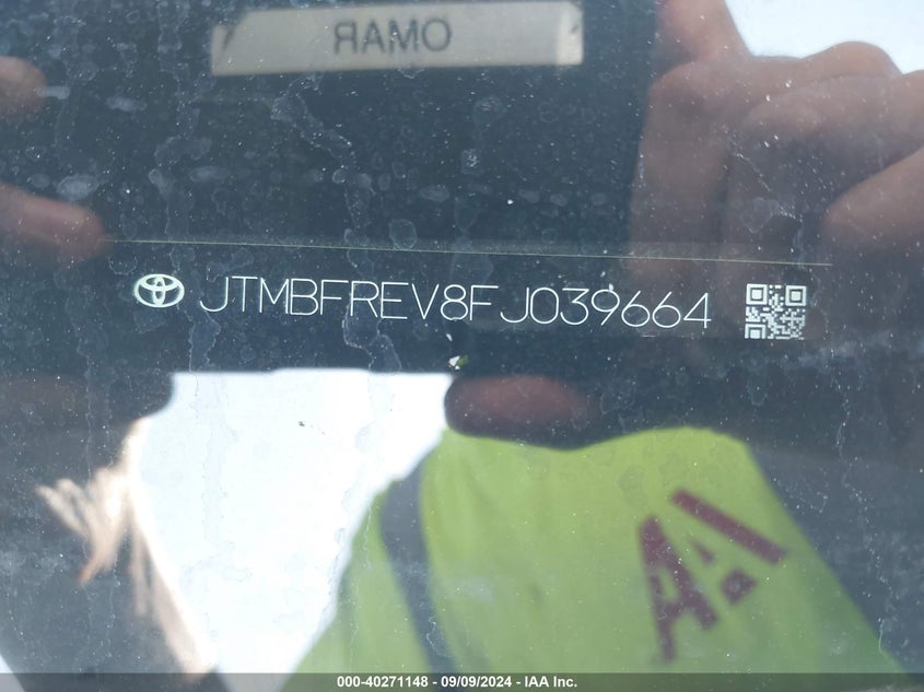 2015 TOYOTA RAV4 LE - JTMBFREV8FJ039664