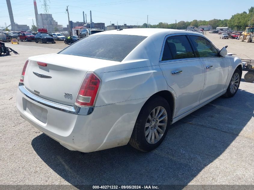 VIN 2C3CCAAG8DH627041 2013 CHRYSLER 300 no.4