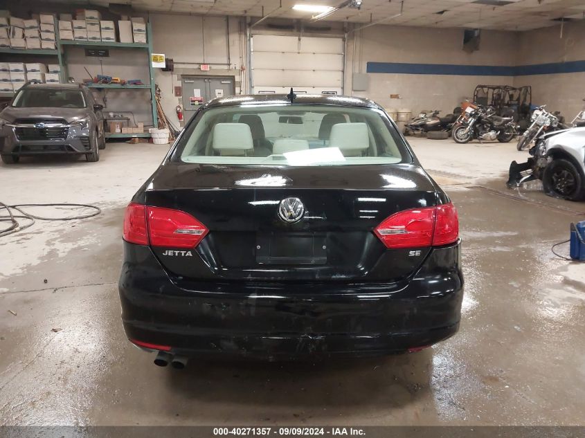 3VWD17AJ8EM387560 2014 Volkswagen Jetta 1.8T Se