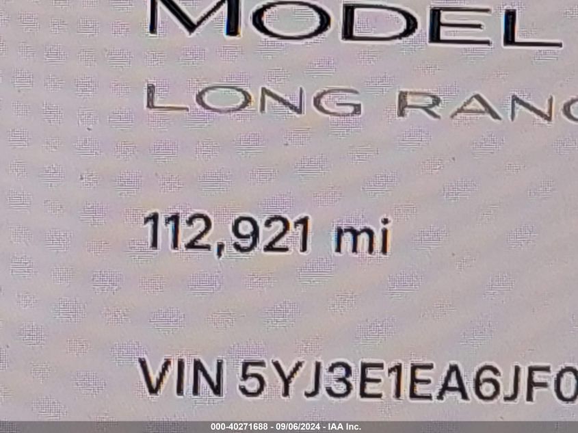 2018 Tesla Model 3 Long Range/Mid Range VIN: 5YJ3E1EA6JF011156 Lot: 40271688