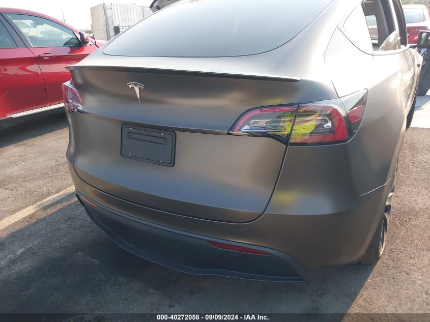 2022 Tesla Model Y Performance Dual Motor All-Wheel Drive VIN: 7SAYGDEF7NF405206 Lot: 40272058