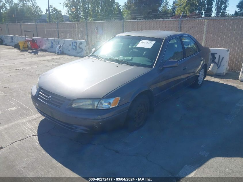 1999 Toyota Camry Ce/Le/Xle VIN: 4T1BG22K5XU558665 Lot: 40272477