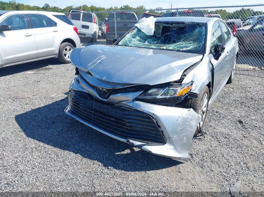 2018 Toyota Camry Le VIN: JTNB11HK4J3045617 Lot: 40272507