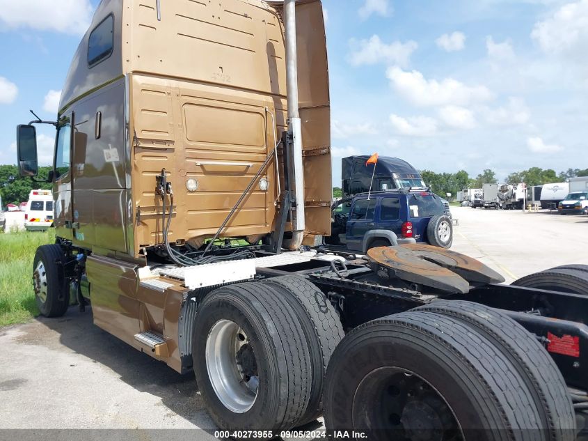 2018 Volvo Vnl VIN: 4V4NC9EG9JN892247 Lot: 40273955