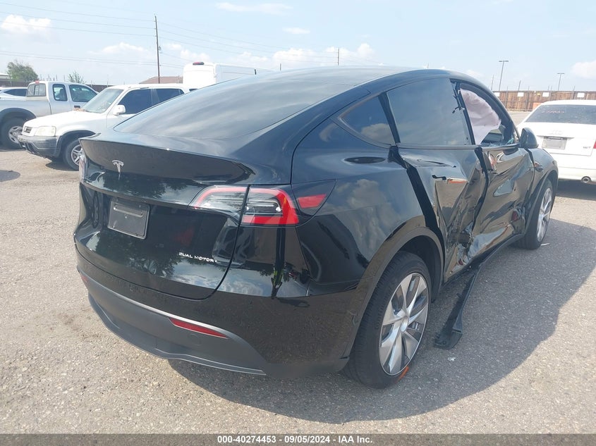 2023 TESLA MODEL Y U   U(VIN: 7SAYGDEEXPF868208