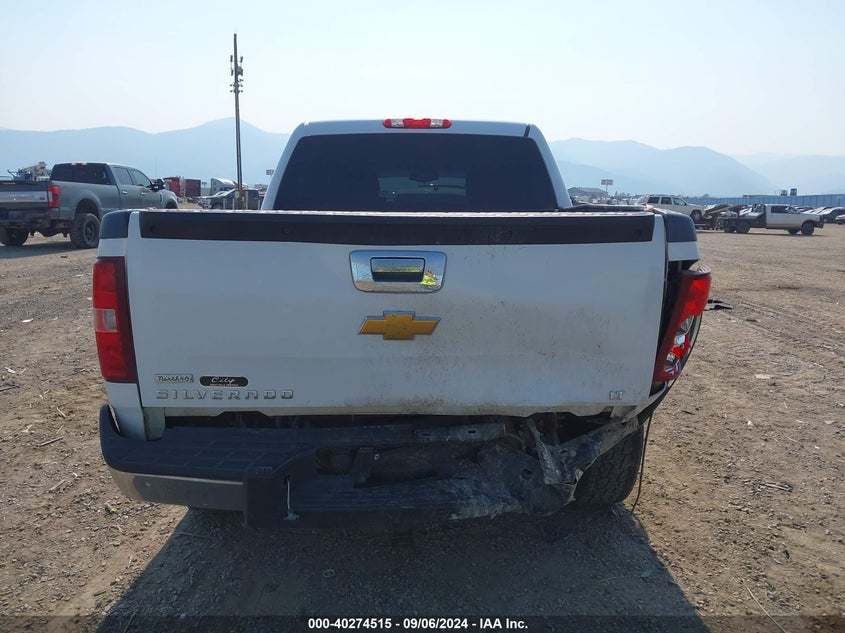 3GCPKSE3XBG177211 2011 Chevrolet Silverado 1500 Lt