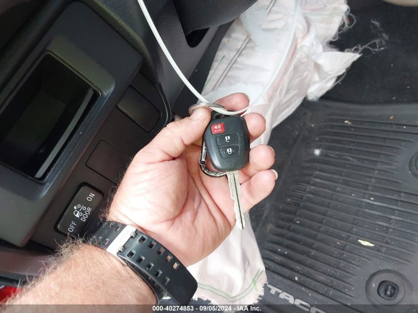 2016 Toyota Tacoma Sr5 V6 VIN: 5TFAZ5CN0GX005893 Lot: 40274853