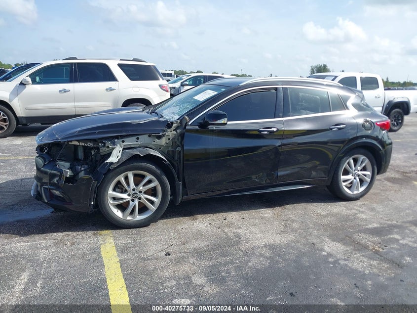 2017 INFINITI QX30 PREMIUM - SJKCH5CP1HA020806