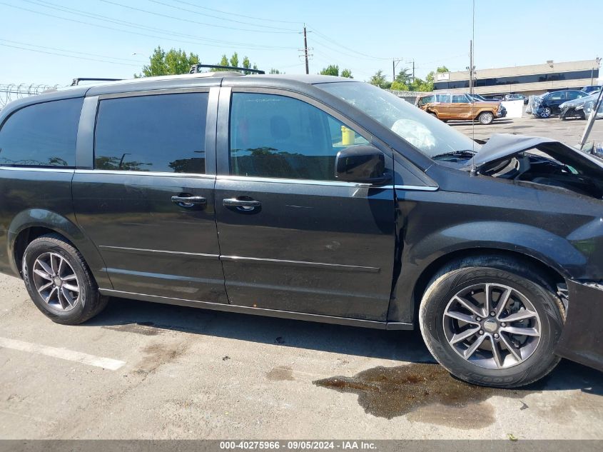 2017 Dodge Grand Caravan Sxt VIN: 2C4RDGCGXHR817832 Lot: 40275966