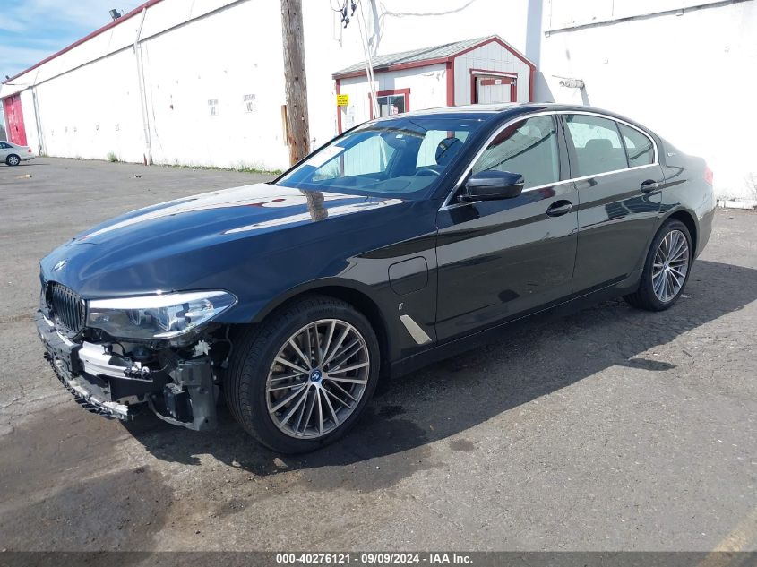 WBAJB1C59KB376017 2019 BMW 5 SERIES - Image 2