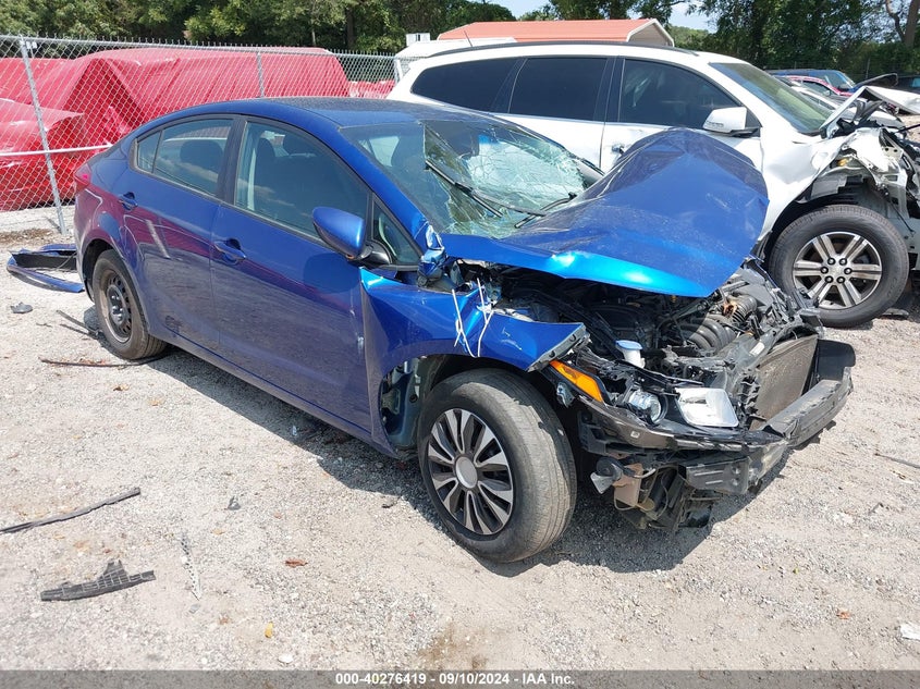 2017 KIA FORTE VIN: 3KPFK4A7XHE011145