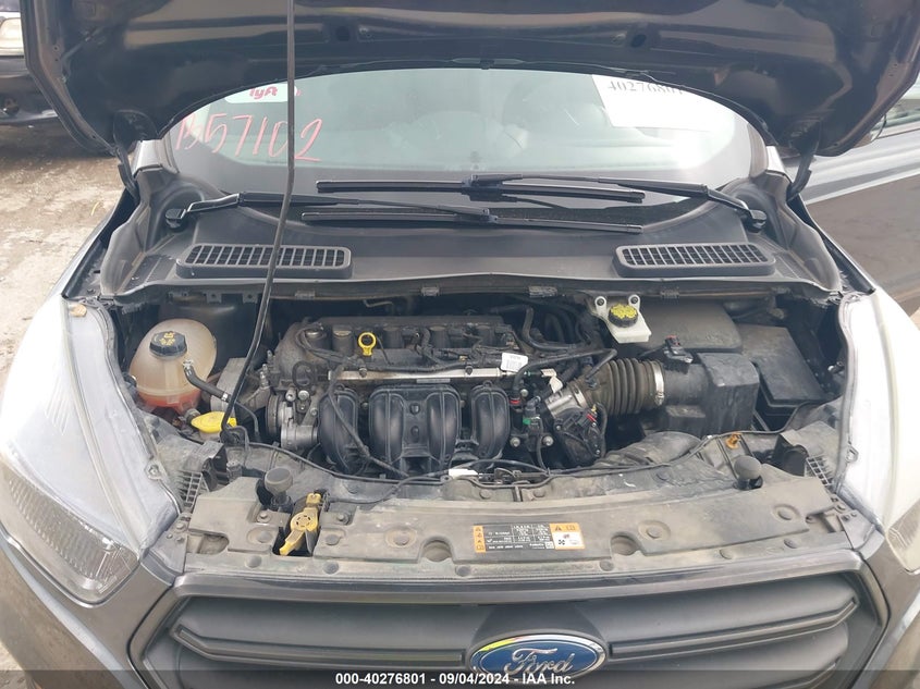 VIN 1FMCU0F75KUB57102 2019 FORD ESCAPE S