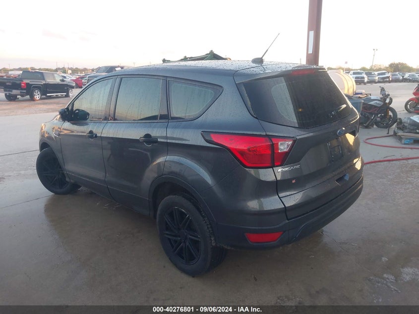 VIN 1FMCU0F75KUB57102 2019 FORD ESCAPE S