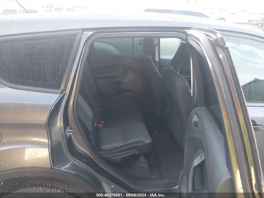 VIN 1FMCU0F75KUB57102 2019 FORD ESCAPE S
