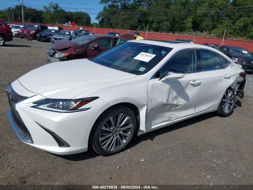 VIN 58AD11D10MU005743 2021 Lexus ES 250 no.2