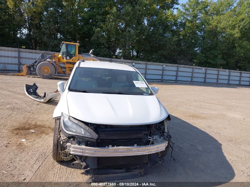 2018 Chrysler Pacifica Touring L VIN: 2C4RC1BG1JR151970 Lot: 40277660