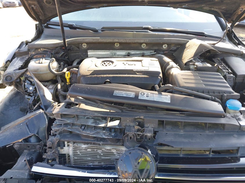 2016 VOLKSWAGEN GOLF SPORTWAGEN TSI S 4-DOOR - 3VWC17AU0GM513595