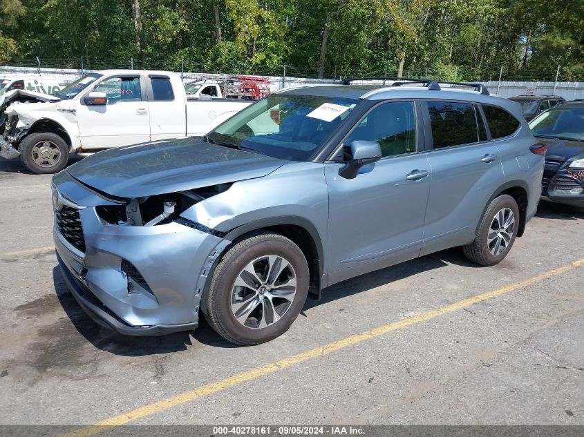 5TDKDRBH6RS538748 2024 TOYOTA HIGHLANDER - Image 2