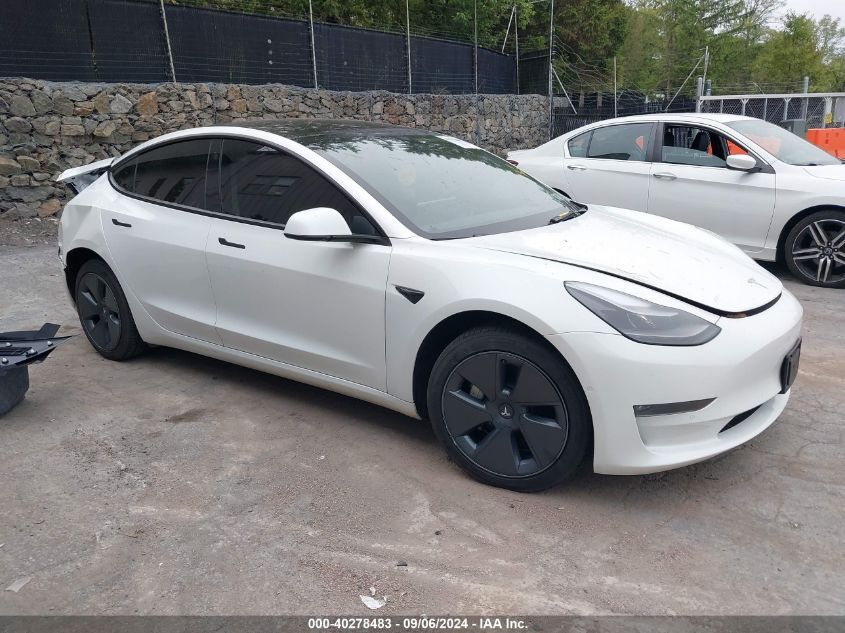 5YJ3E1EB7NF162599 2022 TESLA MODEL 3 - Image 1