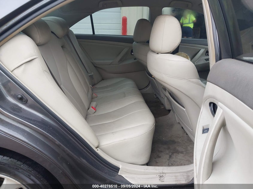 2011 TOYOTA CAMRY VIN: 4T1BF3EK2BU585206