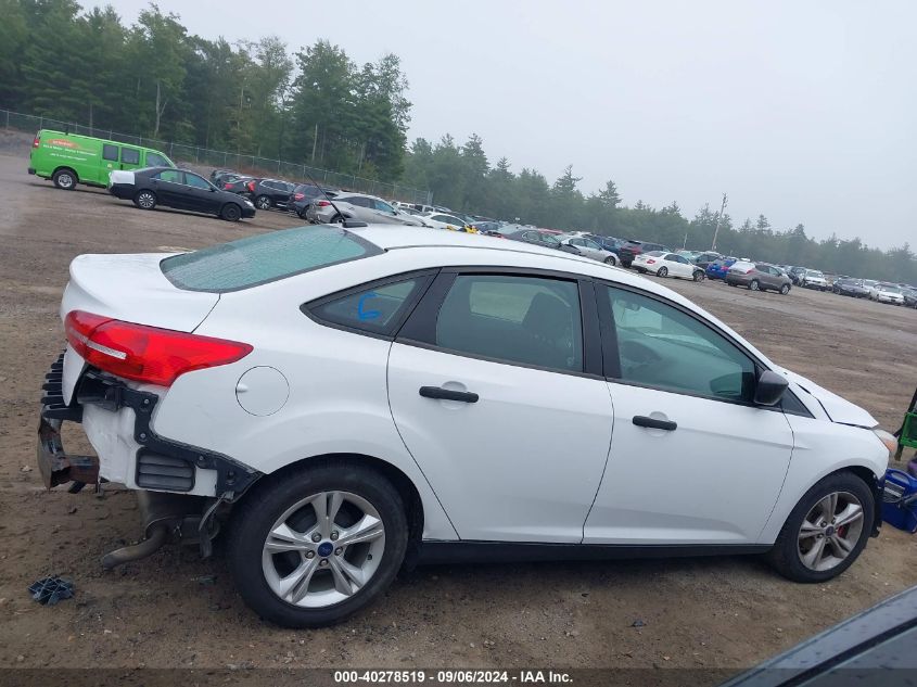 2017 Ford Focus S VIN: 1FADP3E20HL240433 Lot: 40278519