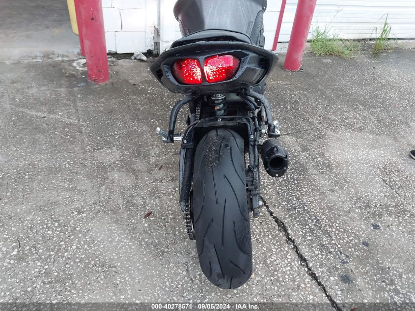 2013 Yamaha Fz8 N VIN: JYARN27E2DA003905 Lot: 40278571