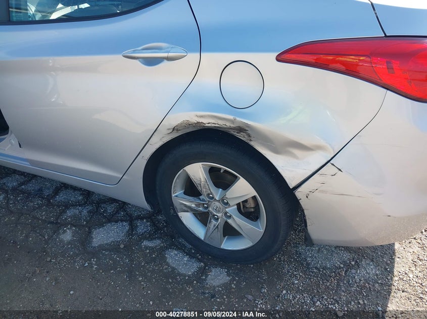 KMHDH4AE8DU781310 2013 Hyundai Elantra Gls/Limited