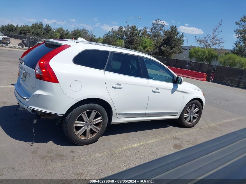 2017 Volvo Xc60 T5/Inscription VIN: YV440MDUXH2010036 Lot: 40279040