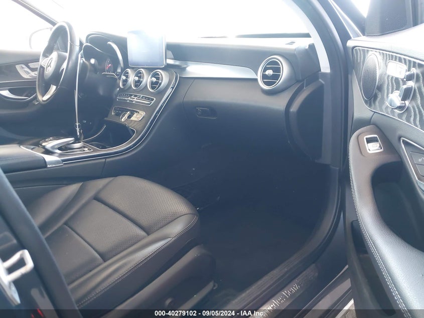 2016 MERCEDES-BENZ C 350E LUXURY - 55SWF4HB5GU150153