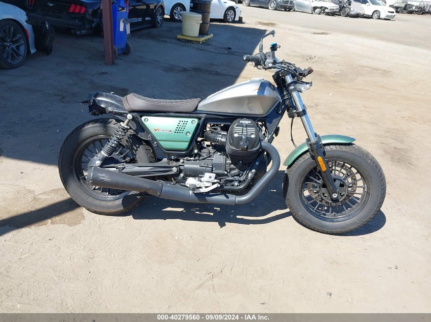VIN ZGUMAUB03MM000055 2021 MOTO GUZZI V9 BOBBER