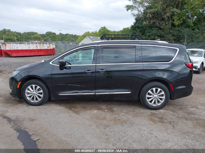 2019 Chrysler Pacifica Touring L VIN: 2C4RC1BG0KR555053 Lot: 40280037