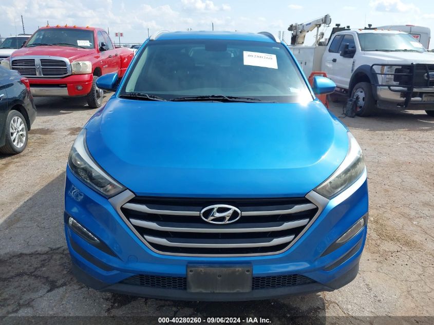 KM8J3CA43HU272489 2017 Hyundai Tucson Se