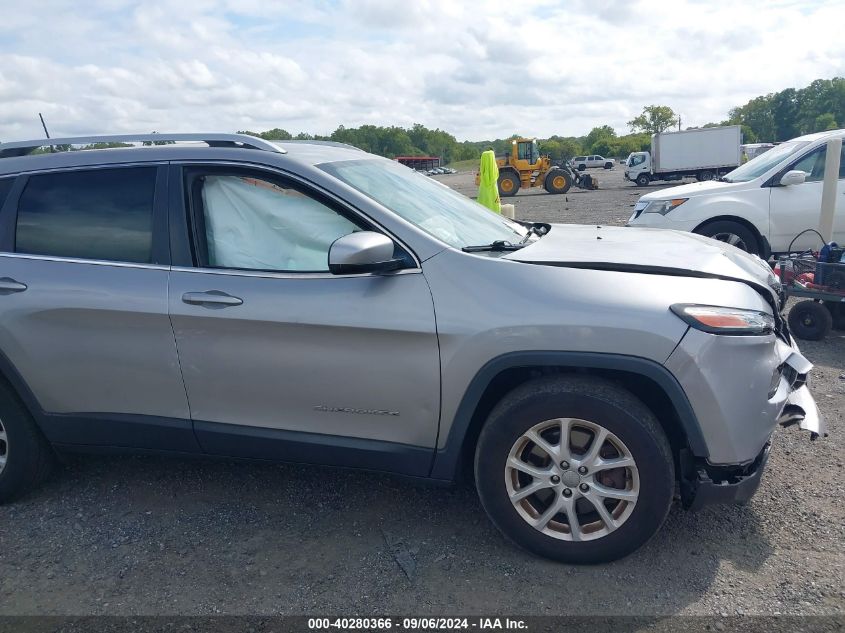 2017 Jeep Cherokee Latitude 4X4 VIN: 1C4PJMCS1HW647807 Lot: 40280366