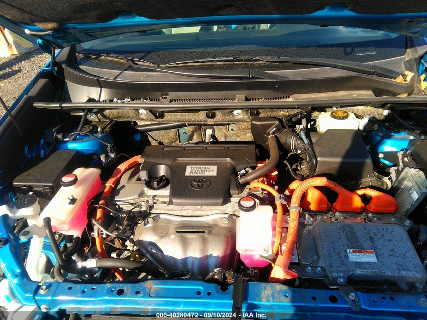 2016 TOYOTA RAV4 HYBRID XLE - JTMRJREV4GD022115