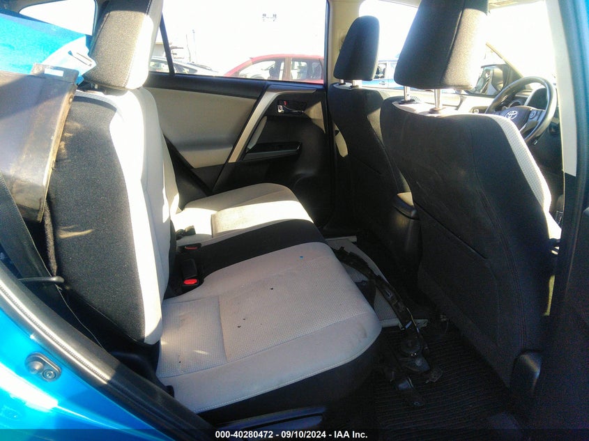 2016 TOYOTA RAV4 HYBRID XLE - JTMRJREV4GD022115